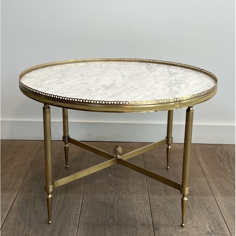 Table Basse Ronde Néoclassique en Laiton et Marbre de Carrare, Maison Jansen, Travail Français, vers 1940