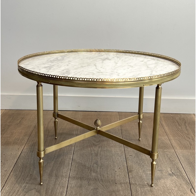 Table Basse Ronde Néoclassique en Laiton et Marbre de Carrare, Maison Jansen, Travail Français, vers 1940