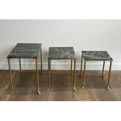 Suite de 3 Tables Gigognes en Métal Nickelé et Doré à Plateaux de Marbre Vert des Alpes, Maison Jansen, vers 1940