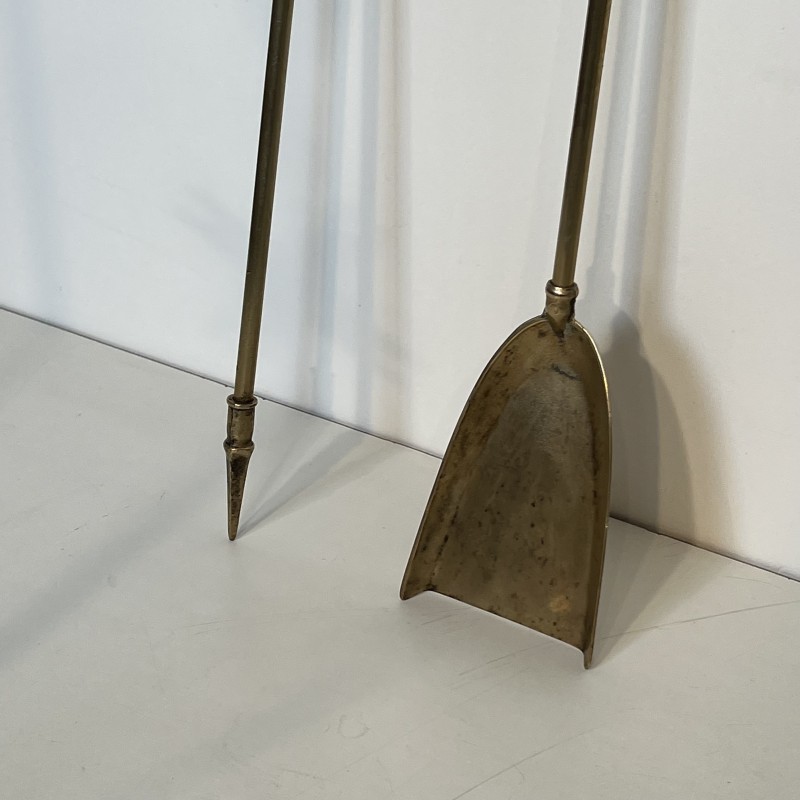 Neoclassical Brass Pine Cone Fireplace Tools in the Style of Maison Baguès, French Work, circa 1970
