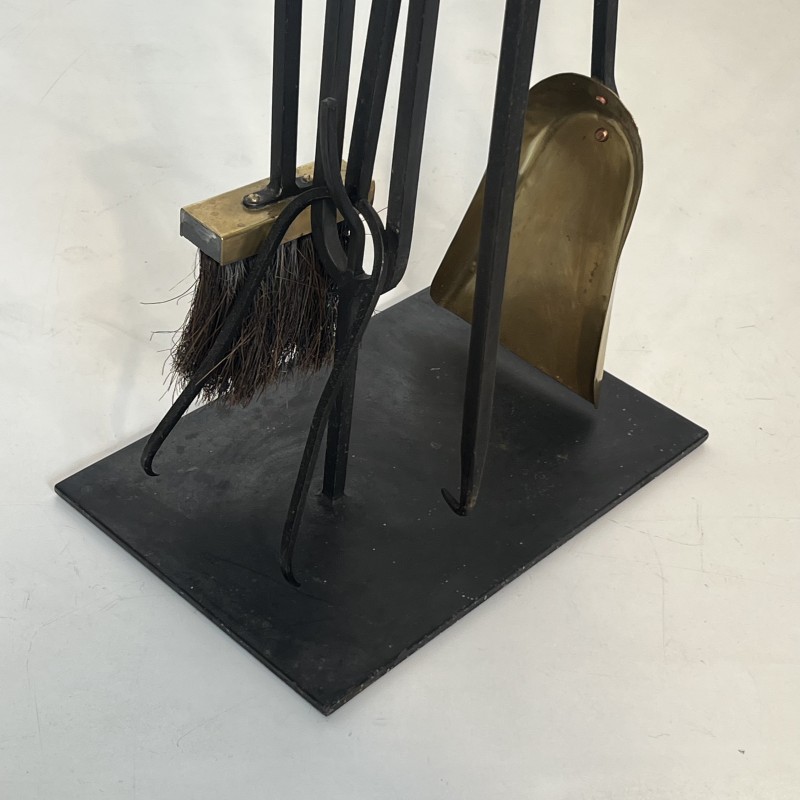 Black Lacquered Metal and Brass Design Fireplace Tools on Stand, French Work, circa 1970