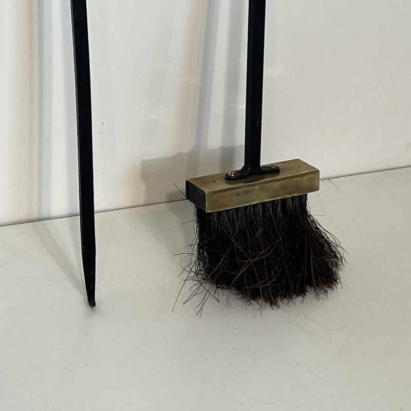 Black Lacquered Metal and Brass Design Fireplace Tools on Stand, French Work, circa 1970