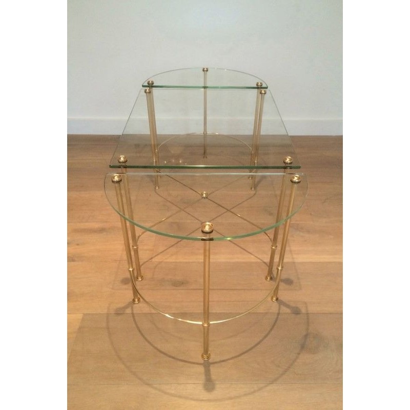 Table Basse Tripartite en Laiton et Verre de la Maison Baguès, vers 1970