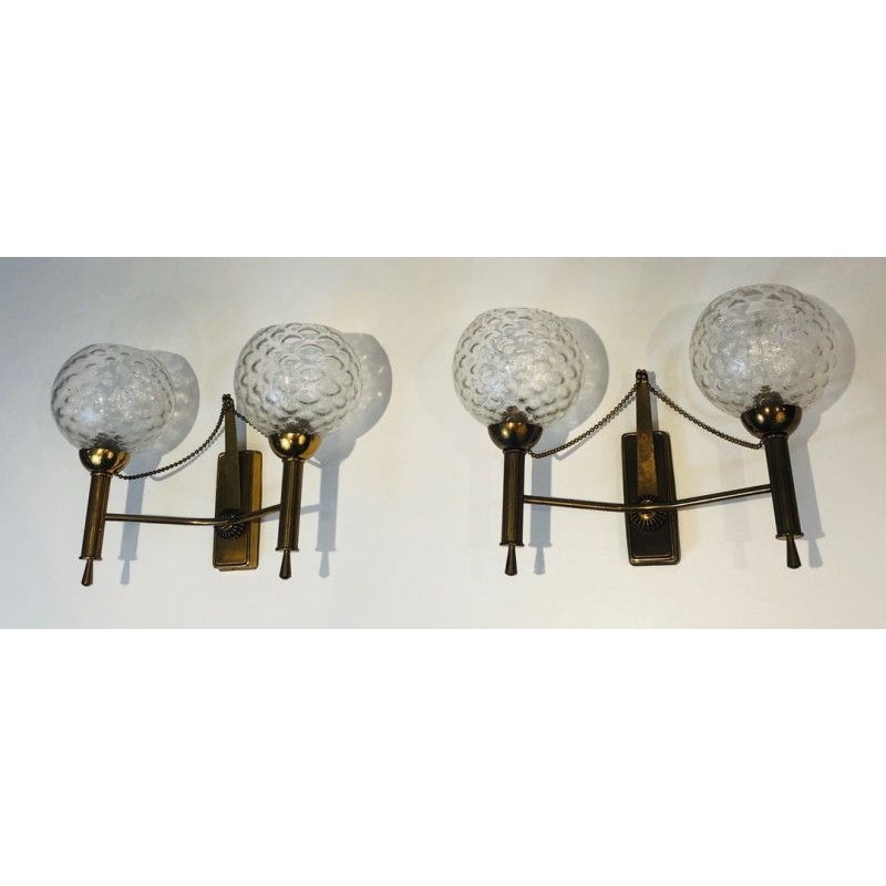 Paire d'Appliques en Laiton et Boules de Verre. Vers 1970