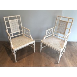 Paire de Fauteuils Façon Faux-Bambou en Bois Laqué Blanc dans le Goût de la Maison Jansen