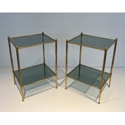 Paire de Bouts de Canapé en Laiton et Plateaux de Verres Bleutés Attribués à la Maison Jansen