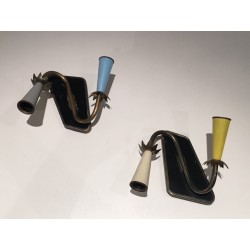 Paire d'Appliques en Métal Laqué et Laiton. Vers 1950