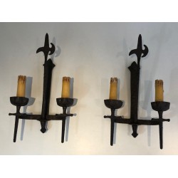 Rare Suite de 12 Importantes Appliques en Fer Forgé