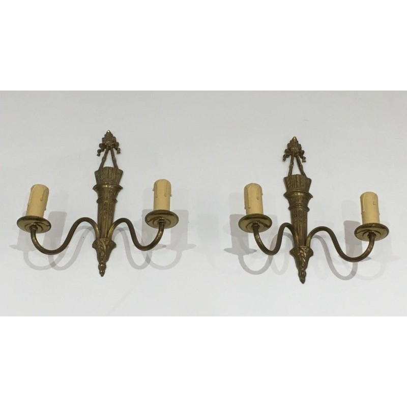 Paire d'Appliques De Style Louis XVI En Bronze Au Carquois Et Rubans