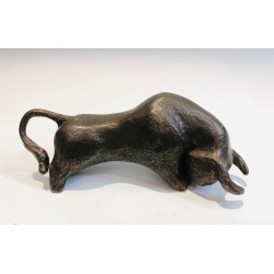 Bronze sculpture of a bull, stamped, French work, circa 1950.