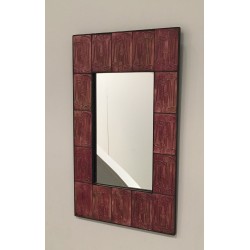 Miroir en céramique rose, travail d'atelier français, vers 1970.