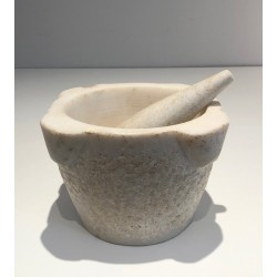 Set of two Carrara marble mortars with their pestles, 18th century.