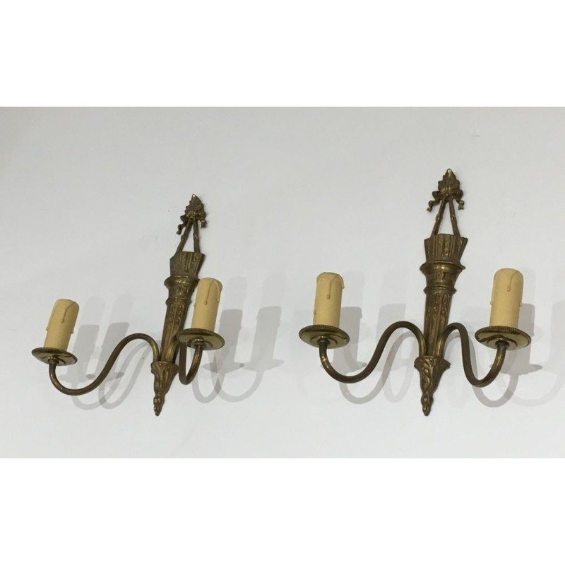 Paire d'Appliques De Style Louis XVI En Bronze Au Carquois Et Rubans