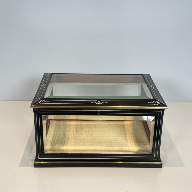 Napoleon III Jewelry Box in Black Lacquered Wood with Beveled Glass inlaid with Mother-of-Pearl and Brass Trim