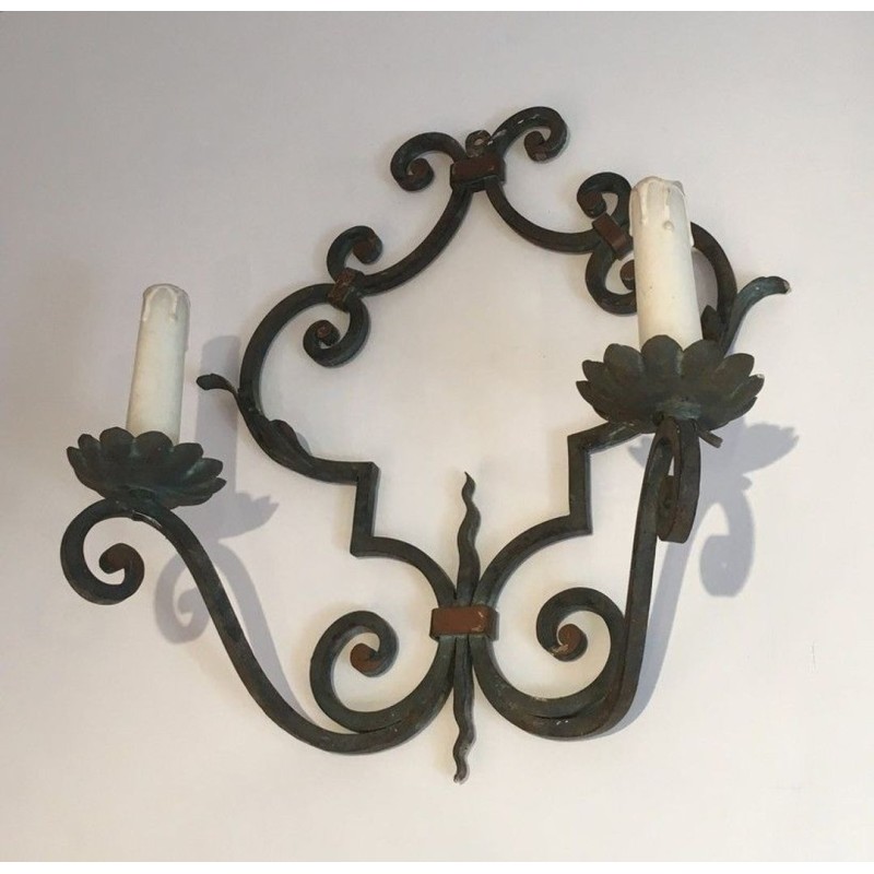 Paire d'Importantes Appliques Décoratives en Fer Forgé