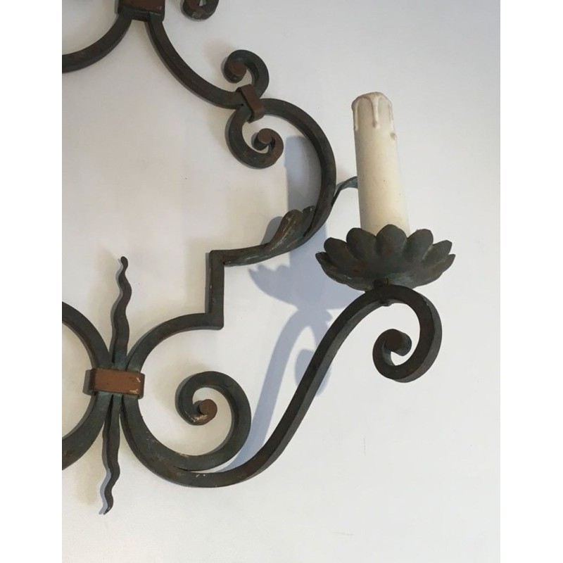 Paire d'Importantes Appliques Décoratives en Fer Forgé