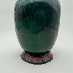 Pair of Sèvres Porcelain Covered Vases with Emerald Glaze, Art Deco Period.