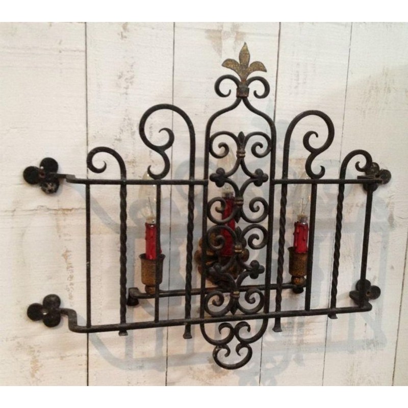 Beautiful Wrought Iron Wall Light. French work. Circa 1940