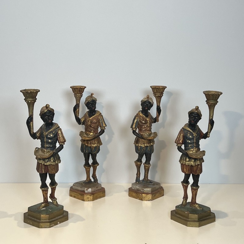Suite de Quatre Sculptures Porte-Torchères "Moretti" Polychromes, Style Vénitien, 1950s