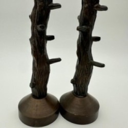 Paire de bougeoir en bronze imitation bois vers 1970