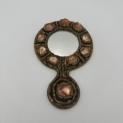 Miroir à main en métal doré, dans le goût de Line Vautrin – Travail italien vers 1970