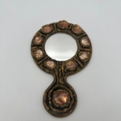 Miroir à main en métal doré, dans le goût de Line Vautrin – Travail italien vers 1970