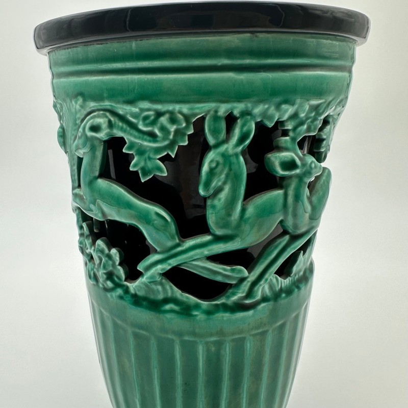 Vase en céramique verte à décor de biches – Signé de sainte radegonde,vers 1970