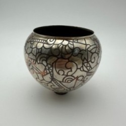 Vase dinaderie Art décor à décor géométrique – vers 1970