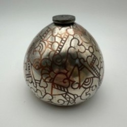 Vase dinaderie Art décor à décor géométrique – vers 1970