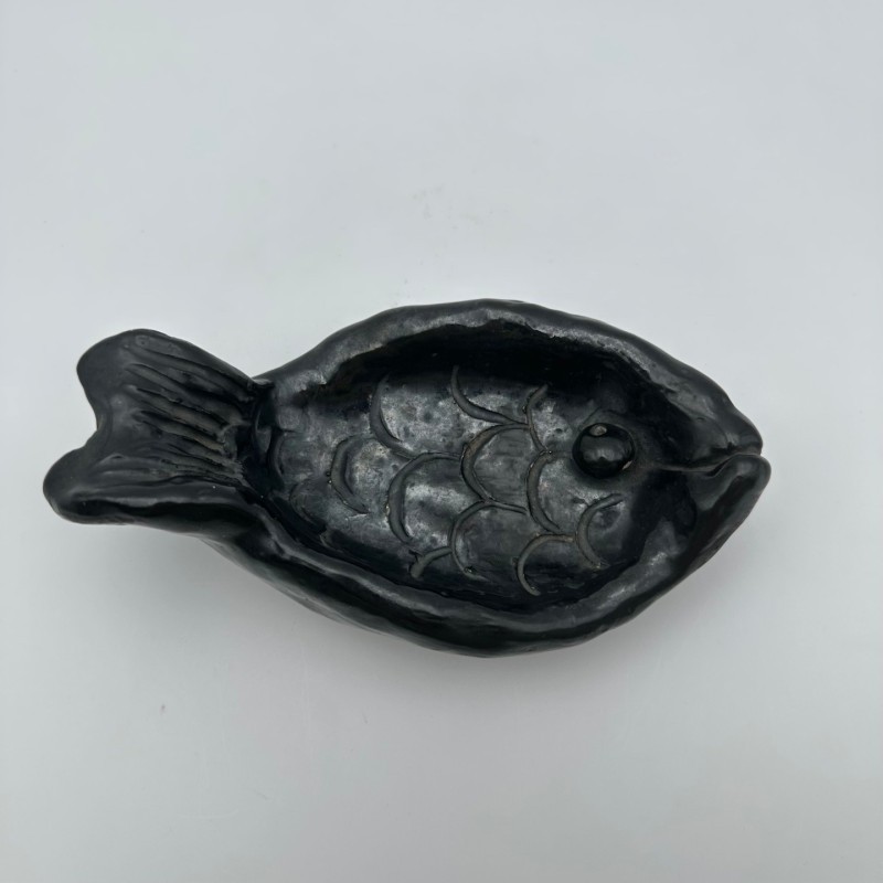 Vide-poche en forme de poisson en céramique noire – Signé, vers 1970