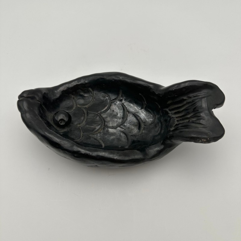 Vide-poche en forme de poisson en céramique noire – Signé, vers 1970