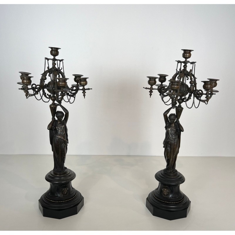 Paire de candélabres en bronze