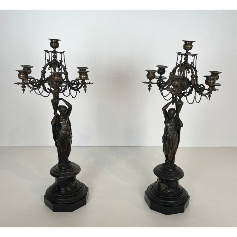 Paire de candélabres en bronze