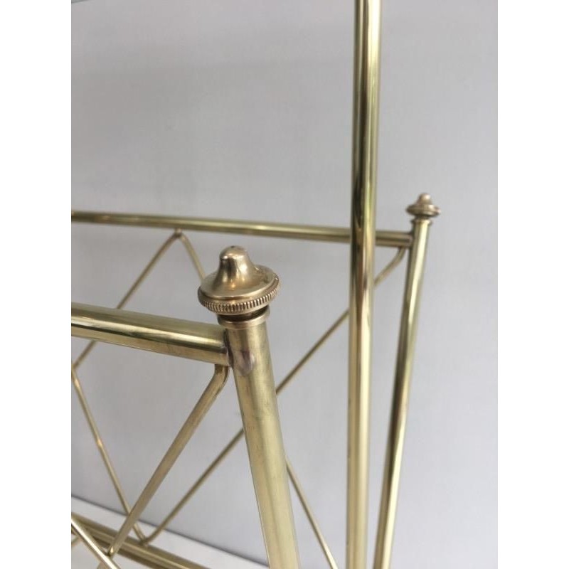 Porte-Revues Néoclassique en laiton et Tablette de Verre. Jansen