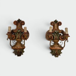 Appliques en Bois Sculpté Polychrome | Maison Barrois