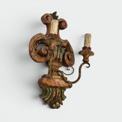 Appliques en Bois Sculpté Polychrome | Maison Barrois