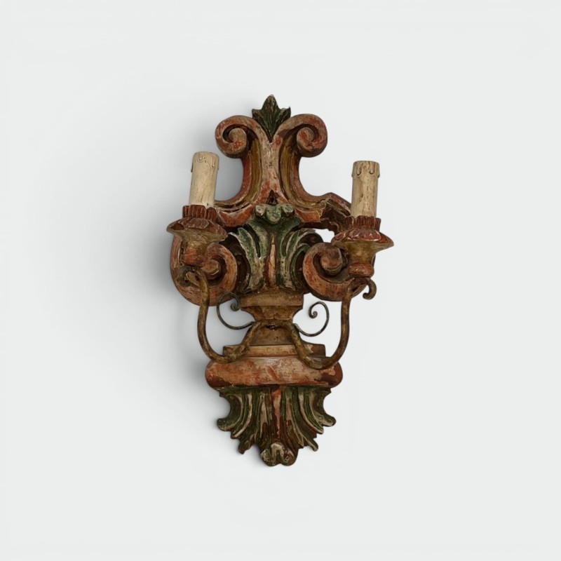 Appliques en Bois Sculpté Polychrome | Maison Barrois