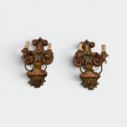 Appliques en Bois Sculpté Polychrome | Maison Barrois