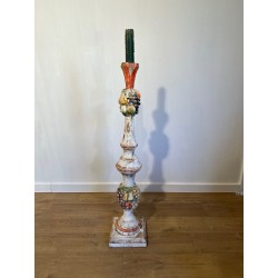 Lampadaire Balustre en Bois Sculpté | Maison Barrois