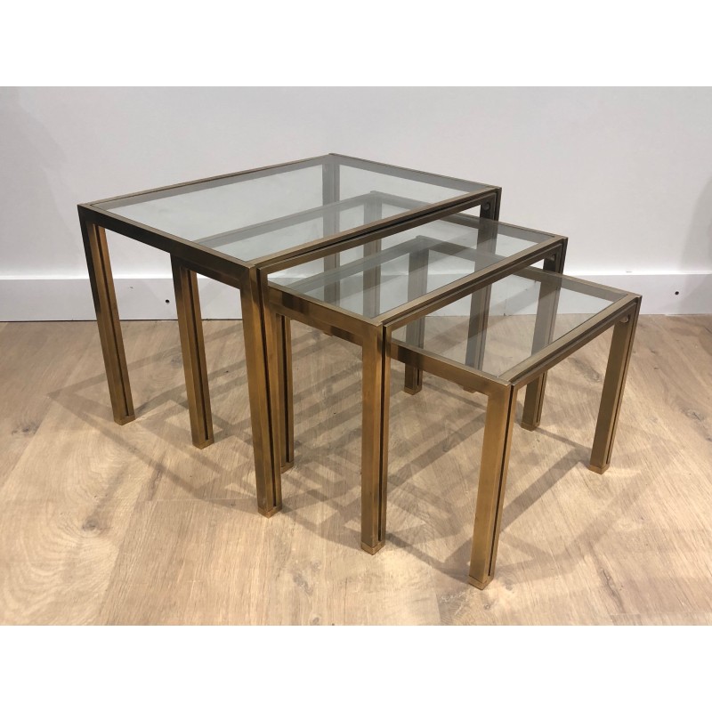 3 tables gigognes en laiton et verre | Maison Barrois