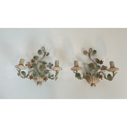 Appliques au Panier Fleuri en Tôle Peinte | Maison Barrois