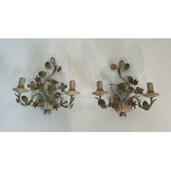 Appliques au Panier Fleuri en Tôle Peinte | Maison Barrois