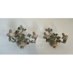 Appliques au Panier Fleuri en Tôle Peinte | Maison Barrois