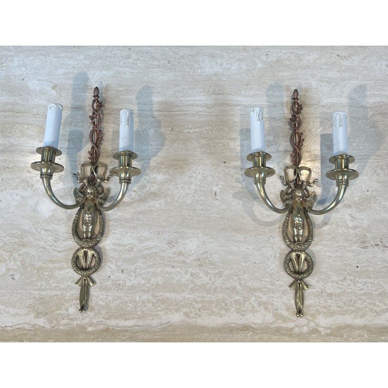 Paire d'Appliques de Style Néoclassique à Deux Bras de Lum | Maison Barrois