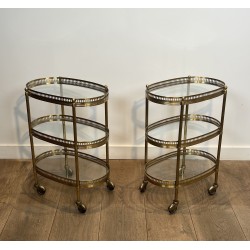 Paire de Tables Roulantes Ovales en Laiton à Trois Plateau | Maison Barrois
