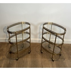 Paire de Tables Roulantes Ovales en Laiton à Trois Plateau | Maison Barrois