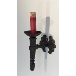Suite de Six Appliques en Fer Forgé en Forme de Torche à F | Maison Barrois