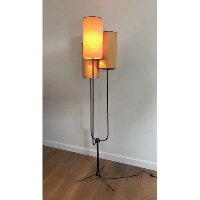 Lampadaire Tripode en Fer Forgé à Trois Lumières Étagées, | Maison Barrois