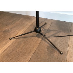 Lampadaire Tripode en Fer Forgé à Trois Lumières Étagées, | Maison Barrois