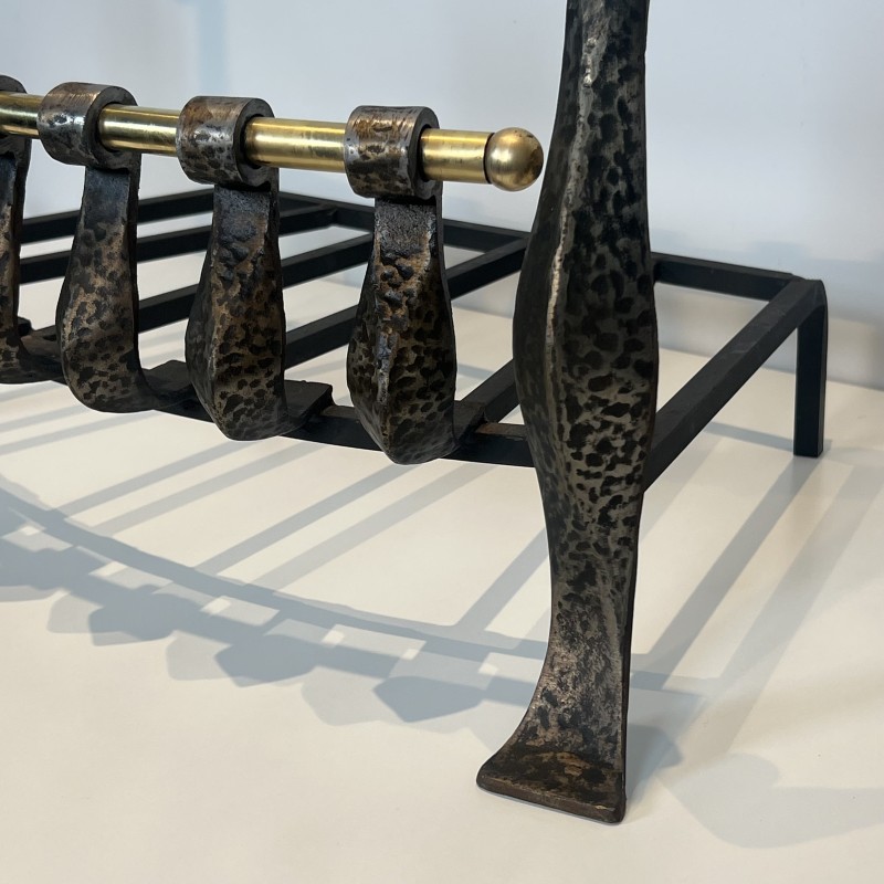 Grille de Foyer en Fer Forgé Martelé à Volutes et Traverse | Maison Barrois
